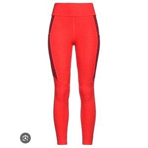 Twenty Montreal Legging Women XS Red 3D Crocodile Caiman Athletic Yoga NEW‎ Gym